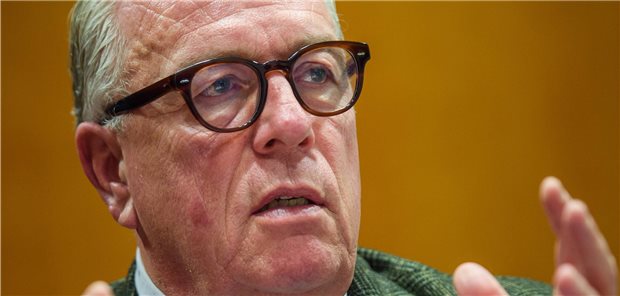 BÄK-Präsident hält nichts von Ausgangssperre „Ich glaube nicht, dass wir das, was wir jetzt tun, monatelang fortführen können“, sagt BÄK-Präsident Dr. Klaus Reinhardt.