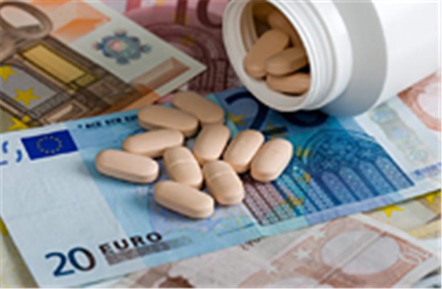 Omnibus-Gesetz der Koalition stößt auf harsche Kritik Im Arznei-Sparpaket ist eine Anhebung des Herstellerrabatts zu Gunsten der Krankenkasse geplant. © Stefan Redel / fotolia.com