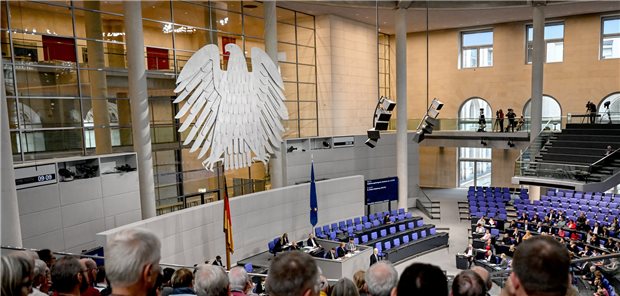 Im Bundestag fiel das Vorhaben der Bundestagsfraktion der Linken durch, die Regierung zur Vorlage eines Gesetzes aufzufordern, das einen Defizitausgleich für Kliniken zum Inhalt hat.