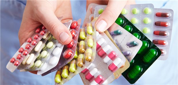 Reform der Arzneimittelversorgung nimmt Fahrt auf Im Generikamarkt gab es zuletzt häufiger Ausfälle. Mit mehr Preisflexibilität, neuem Frühwarnsystem sowie Bevorratungs- und Regionalkomponenten in Rabattausschreibungen will Berlin die Versorgungslage optimieren.