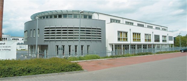 Nicht der Patient kommt zum Arzt, sondern der Arzt zu ihm Im Gesundheitszentrum Beverungen können Fachärzte Räume mieten.