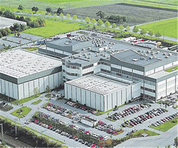 Telemonitoring - Helfer für Arzt und Patient Im Innovationszentrum von Philips in Böblingen nehmen viele Lösungen zur Patientenüberwachung ihren Anfang.