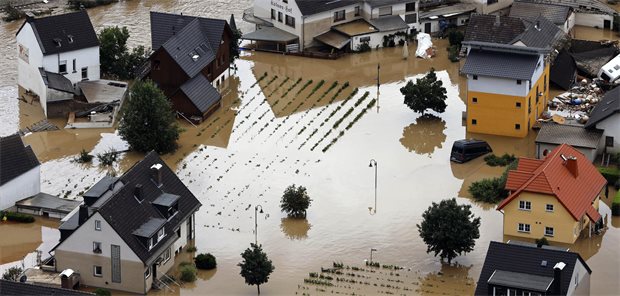 Fünf Jahre nach der Flutkatastrophe im Ahrtal: Arztpraxen lassen sich nicht unterkriegen Ein Ort steht komplett unter Wasser.