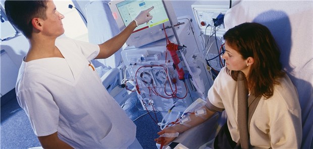 Im Nephrologie-Vertrag ist die gemeinsame Entscheidungsfindung zur Auswahl des Nierenersatzverfahrens mit einer eigenen Vergütungsposition abgebildet.