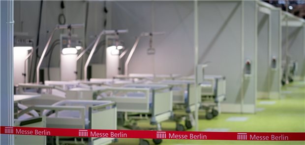 „Wir brauchen den Infektiologen“ Im Stand-by-Modus: Das Corona-Behandlungszentrum für bis zu 500 Patienten auf dem Berliner Messegelände, das im Notfall Kliniken entlasten soll. Die Baukosten beliefen sich auf 31 Millionen Euro.