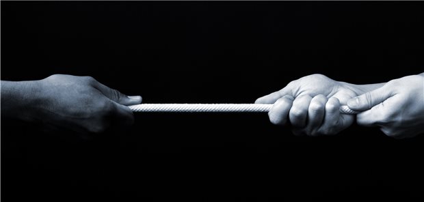 DiGA-Hersteller kontern Kassen-Kritik Im Tauziehen um die Finanzierungs-Frage für DiGA scheint – zumindest vorerst – kein Ende in Sicht. Zu divergierend sind die Standpunkte von Kassen und Herstellern.