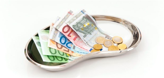 Im Unternehmen Arztpraxis steigen die Ausgaben schneller als die Einnahmen. Infaltionsbereinigt ließ das 2011 die Gewinne stagnieren.