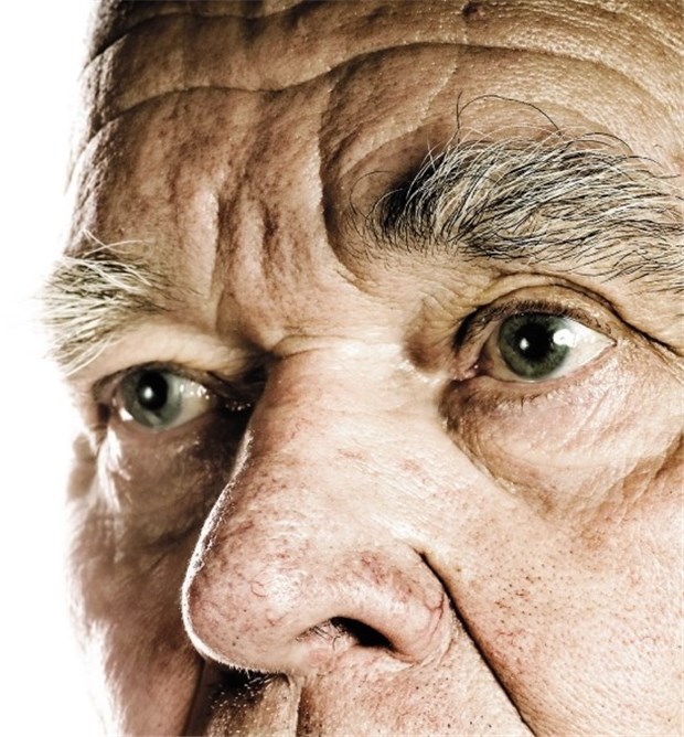 Alzheimer-Diagnostik am Riechkolben Immer der Nase nach, auch bei der Demenz-Diagnostik.
