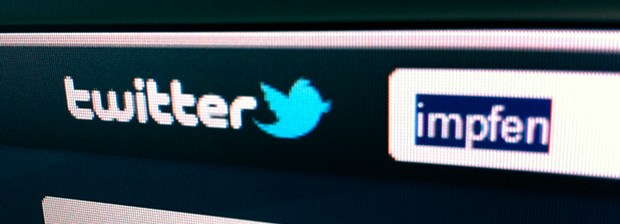 Vom Zwitschern und Impfen Impfen bei Twitter: Was dort geschrieben wird, wirkt auf die Einstellung zur Impfung.