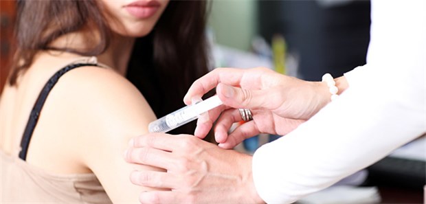 Impfen während der Schwangerschaft - für viele ein heikles Thema.