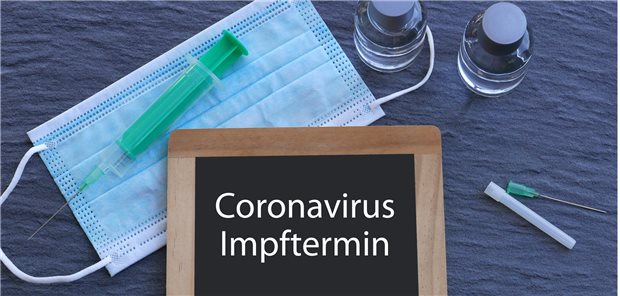 Impfpriorisierung für Praxen fällt in immer mehr Ländern Impftermine gegen SARS-CoV-2: In etlichen Bundesländern müssen sich Ärzte nicht mehr an Priorisierungsreihenfolgen halten.