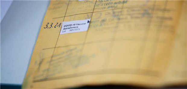 Ab zweiter März-Woche impfen rund 100 Berliner Arztpraxen gegen Corona Impfungen gegen COVID-19 sollen schon bald auch in einigen Berliner Praxen starten.