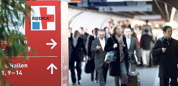 Medica wächst mit den Megatrends der Gesundheit Impressionen von der Medica 2012: Im vergangenen Jahr kamen rund 130.000 Besucher zur Medizinmesse.