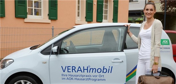 Passgenaue Versorgung auf dem Land In Baden-Württemberg haben AOK und Arztpartner 2013 ein außergewöhnliches Mobilitätsprojekt gestartet: Praxen nutzen dort VERAHmobil-Fahrzeuge für Hausbesuche.