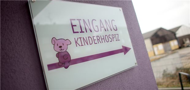 Kaum ambulante Palliativangebote für Kinder in Brandenburg In Brandenburg fehlt es an Palliativcare-Angeboten für Kinder und Jugendliche, aber auch Hospize gibt es für diese Altersgruppe kaum.