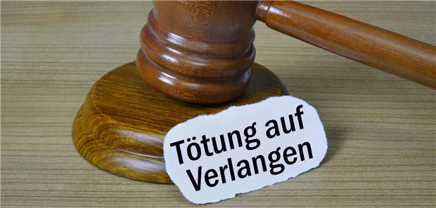 In Deutschland eine Straftat, in den Niederlanden eine seit dem Jahr 2002 geregelte Rechtspraxis, die Ärztinnen und Ärzte bei Einhaltung von Sorgfaltspflichten straffrei stellt: Tötung auf Verlangen.