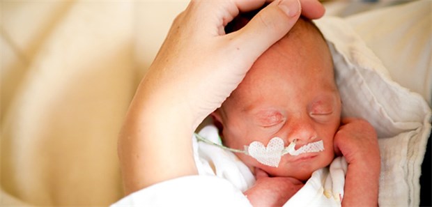 MRT zur Prognose von Hirnschäden In Deutschland kommt etwa jedes zehnte Baby vor der 37. Schwangerschaftswoche auf die Welt.