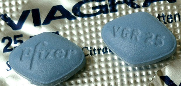 Viagra® erstmals rezeptfrei In Großbritannien erhalten Männer das Potenzmittel Viagra® künftig auch ohne Rezept.