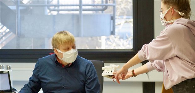 Forscher konstruieren günstige Beatmungsgeräte für Corona-Patienten In Kürze soll auch eine Bauanleitung mit Einkaufsliste, Schaltplänen und Videos online gestellt werden.