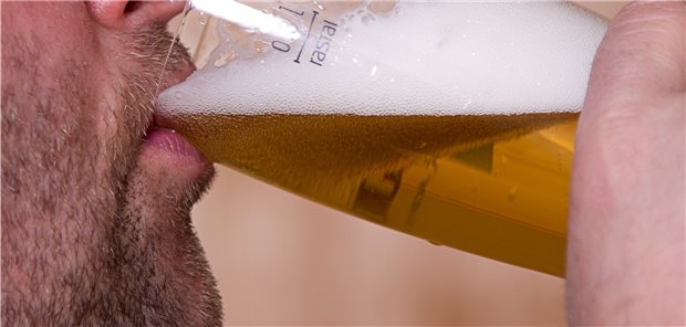 Alkoholsucht bei Männern im Nordosten besonders häufig In Mecklenburg-Vorpommern ist die Zahl der Männer mit einem problematischen Alkoholkonsum laut Daten der Barmer besonders hoch.