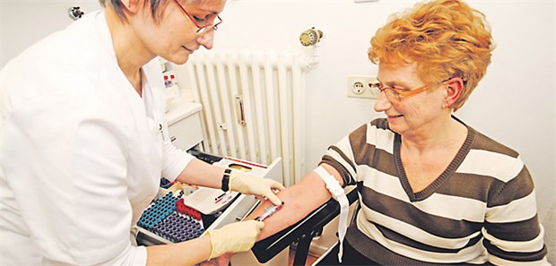 KVNo kappt DMP-Pauschale In Nordrhein werden Laborleistungen für DMP-Diabetiker seit Juli wieder nach EBM abgerechnet. Das belastet die Gesamtvergütung.