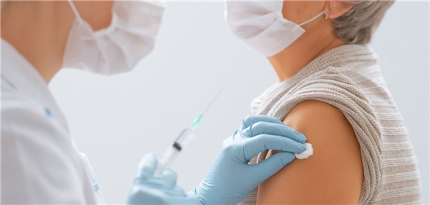 COVID-19 in Rheinland-Pfalz: Hausärzte impfen immobile Patienten zu Hause In Rheinland-Pfalz soll das bald möglich sein: Über 80-jährige, immobile Patienten während eines Hausbesuchs gegenCOVID-19 zu impfen.