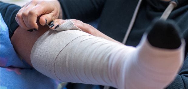 Ambulante Pflegedienste in Sachsen-Anhalt sehen Versorgung in Gefahr In Sachsen-Anhalt streiten ambulante Pflegedienste und die AOK um die Vergütung von bestimmten krankenpflegerischen Leistungen.