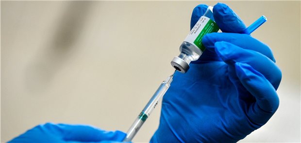Corona-Impfung: Hamburger Facharztpraxen können Patienten jetzt gezielt einladen In den nächsten Tagen können ausgewählte Hamburger Facharztpraxen ihren Patienten Impftermine zusenden.