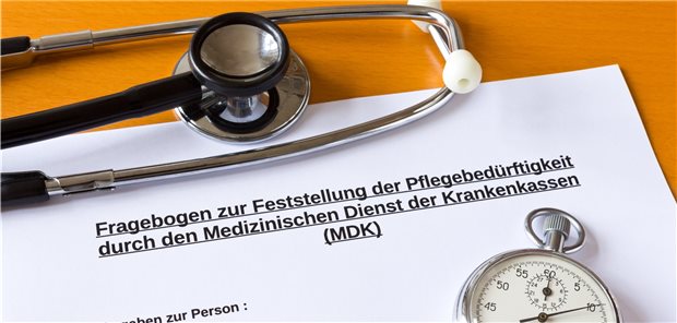 MDK-Mitarbeiter helfen in Kliniken, Einrichtungen und Ämtern In der Coronakrise werden Pflegeeinrichtungen von MDK-Gutachtern nicht mehr besucht, sondern Pflegebegutachtungen werden telefonisch durchgeführt. Das sorgt für freie Kapazitäten.