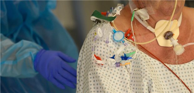 In der Fachklinik werden Patienten aufgenommen, die schwer an Corona erkrankt sind und eine Beatmung benötigen. Ihre Hauptdiagnose muss neurologisch sein.