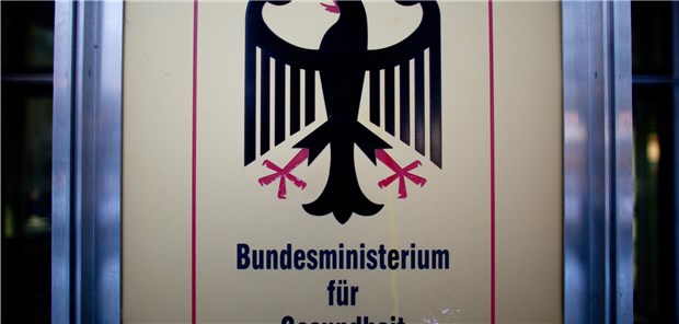 BMG schaltet sich wegen Radiologie-Pauschalen ein In einem Brief an den AOK-Bundesverband erkundigt sich das Ministerium nach den Radiologen-Verträgen.