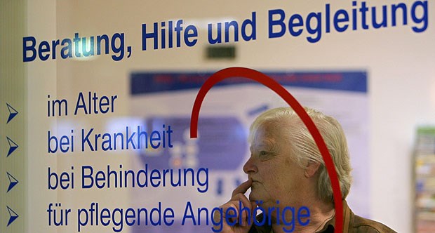 Gegensätzliche Beurteilungen in Niedersachsen In einem Pflegestützpunkt sollen Fachleute Pflegebedürftige und deren Angehörige umfassend und unabhängig beraten. Über die Qualität der Beratung gibt es unterschiedliche Auffassungen.