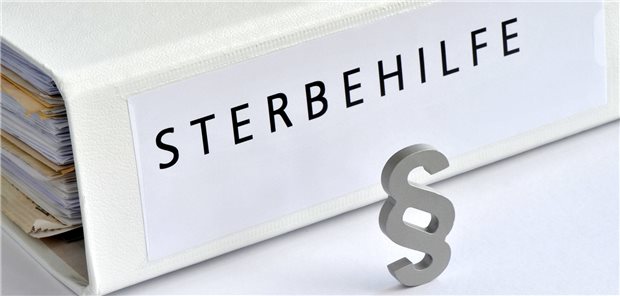 Gesundheitsministerium hält Sterbehilfe-Entwurf zurück In einer Antwort auf eine Anfrage der FDP-Bundestagsfraktion erklärt das Bundesgesundheitsministerium, dass auf Basis von 55 Stellungnahmen von Verbänden und Organisationen ein „hausinterner Arbeitsentwurf“ zur Sterbehilfe-Neuregelung erarbeitet wurde.