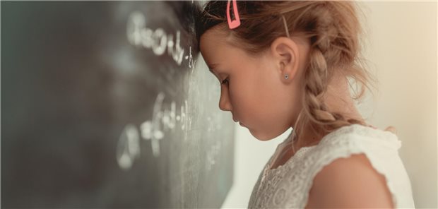 In ihrer großen Bevölkerungsstudie konnten Claudia Bruno und ihr Team keine Hinweise dafür finden, dass die pränatale Exposition gegenüber einem Antipsychotikum das Risiko für kindliche neurologische Entwicklungsstörungen oder Lernstörungen erhöht.