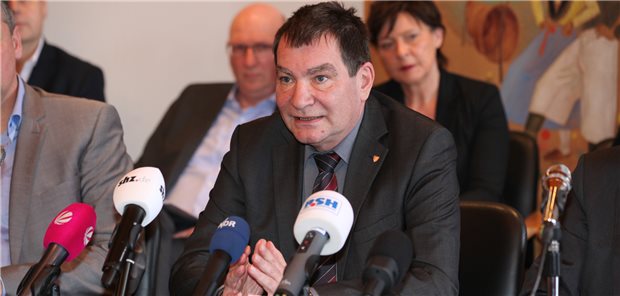 Informierte die Kieler Ratsfraktion über das Fusionsangebot mit imland: Gesundheitsdezernent der Landeshauptstadt Gerwin Stöcken.