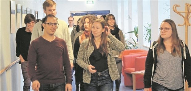 Kliniken wollen begeistern Infos und Gespräche: „Ärzte für Sachsen on tour“.