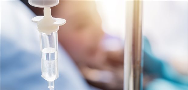 Infusionen mit Ketamin: Mittlerweile gibt es zu dieser Therapieoption bei schwersten Depressionen schon Erfahrungen und Anwendungsberichte.