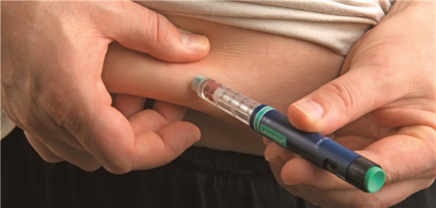 Injektion von Insulin: Der Einstieg in die Basalinsulin unterstützte orale Therapie sollte Experten zufolge optimiert werden.