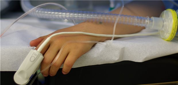 Misere der Kindermedizin im Petitionsausschuss diskutiert Intensivpatient Kindermedizin? Der Petitionsausschuss des Bundestags hörte sich am Montag die Sorgen von Fachleuten an.