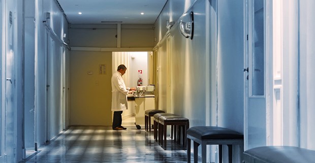 Abnehmendes Interesse an Zuweisern? Interesse an den Zuweisern? Bei den Klinikchef sinkt es.