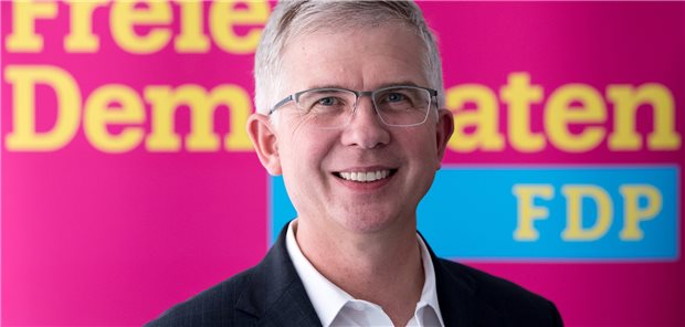 Gesundheitswesen nach Corona: „Ökonomie muss an zweiter Stelle kommen!“ Internist und FDP-Gesundheitspolitiker: Professor Andrew Ullmann.