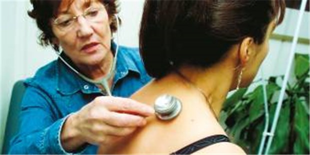 Neue Empfehlungen erleichtern physiotherapeutische Atemtherapie Ist bei dieser Patientin alles im grünen Bereich oder braucht sie eine spezielle Physiotherapie für die Atemwege?