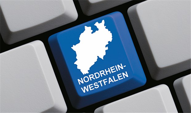 E-Card: In Nordrhein herrscht noch großes Zögern Ist der Rollout der E-Card in Nordrhein geschafft, sollen zunächst Westfalen-Lippe, Rheinland-Pfalz, Niedersachsen und Bremen folgen.