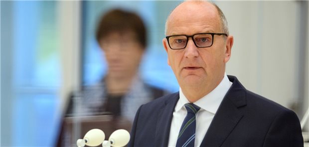 Woidke will mehr Tempo und startet Corona-Impfkabinett Ist unzufrieden mit dem verlauf der Impfungen in seinem Bundesland: Brandenburgs Ministerpräsident Dietmar Woidke (SPD).