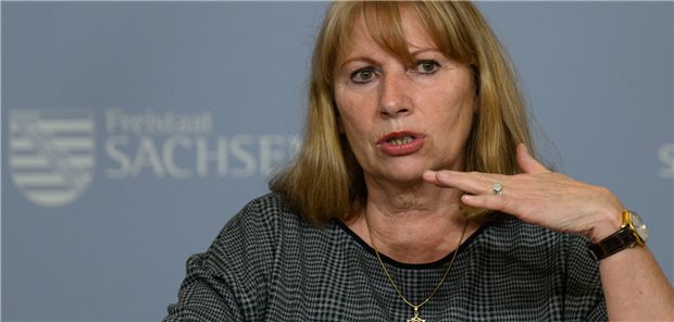 AfD-Demo vor Köppings Haus gestoppt Ist zum wiederholten Mal Ziel von Einschüchterungsversuchen geworden: Die sächsische Gesundheitsministerin Petra Köpping (SPD).