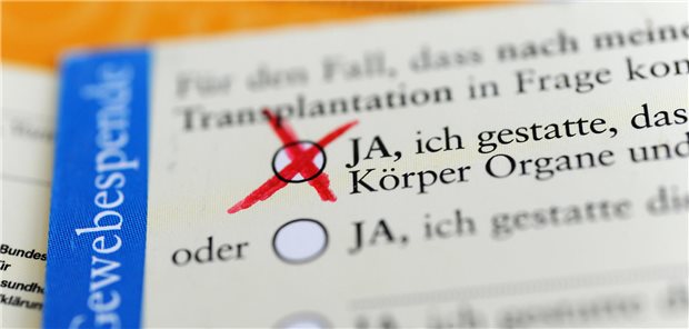 Ja oder nein? Auch die Stiftung Organspende erinnert die Bundesbürger regelmäßig daran, ihre Entscheidung zur Organspende zu dokumentieren.