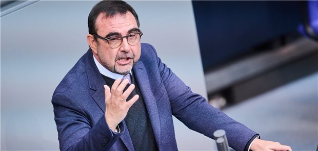 Gutachten sieht jedes achte Krankenhaus in Bayern gefährdet Ja, seid‘s Ihr narrisch? Bayerns Gesundheitsminister Klaus Holetschek kündigt erbitterten Widerstand gegen die Krankenhaus-Reformpläne des Bundes an – notfalls bis vor dem Bundesverfassungsgericht.