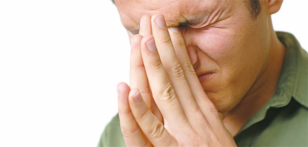 Riesenaneurysma schockt Ärzte Jahrelang klagte ein Patient über Sehstörungen. Ein riesiges Aneurysma im Hirn war die Ursache.