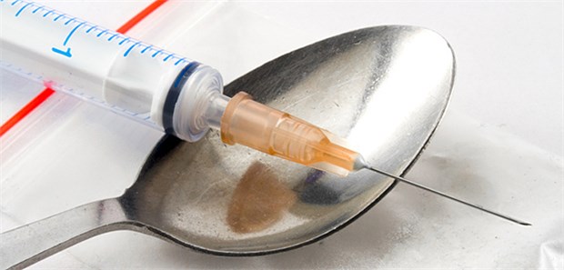 Mehr Drogentote als Verkehrsopfer in den USA Jeden Tag sterben also etwa 130 Menschen in den USA durch eine Opioid-Überdosis.