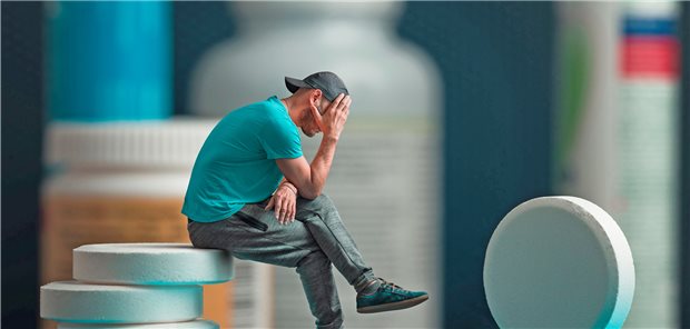 Jeder vierte Erwachsene in Deutschland leidet an chronischen Schmerzen, doch es gibt viel zu wenig Schmerzmediziner, die sie versorgen könnten, so die DSG.